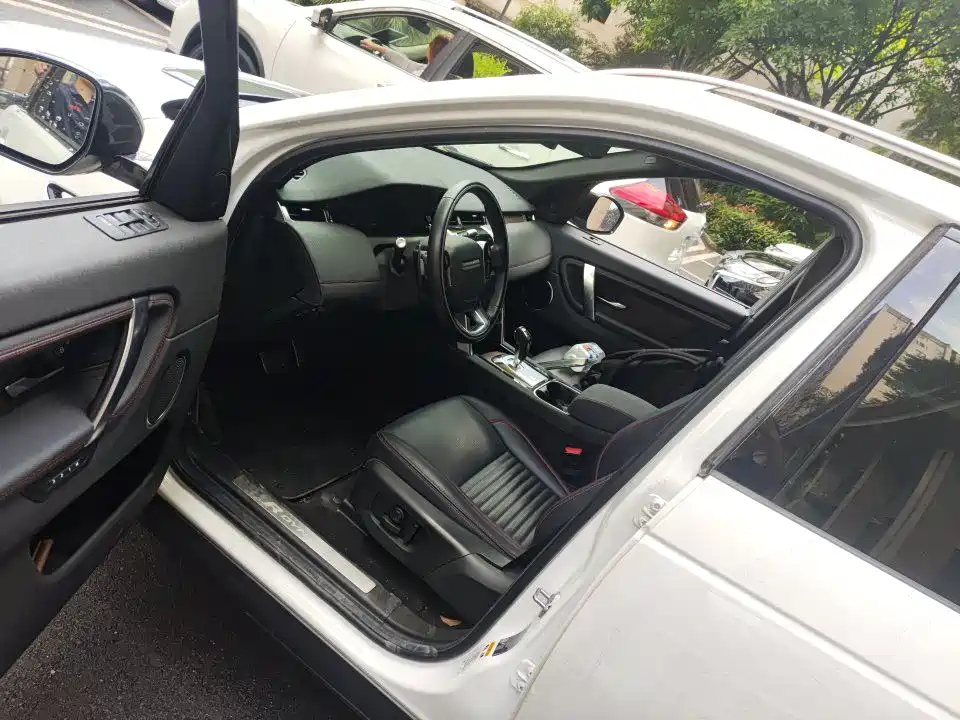 Land Rover Discovery Sport 2020 249PS R-Dynamic Performance Tech 7-seater фото 4