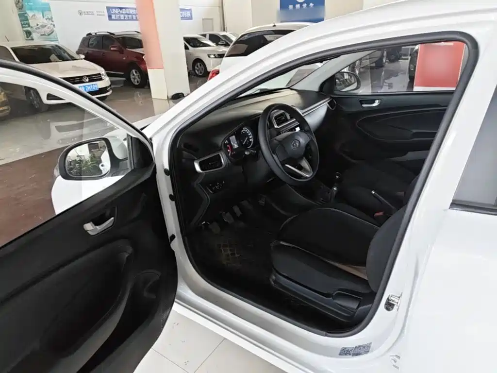 Hyundai Verna 2021 2020 1.4L Manual GL Renewal Edition