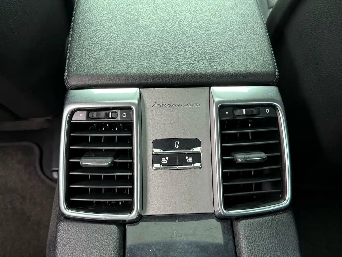 Porsche Panamera 2011 2010 Panamera 3.6L