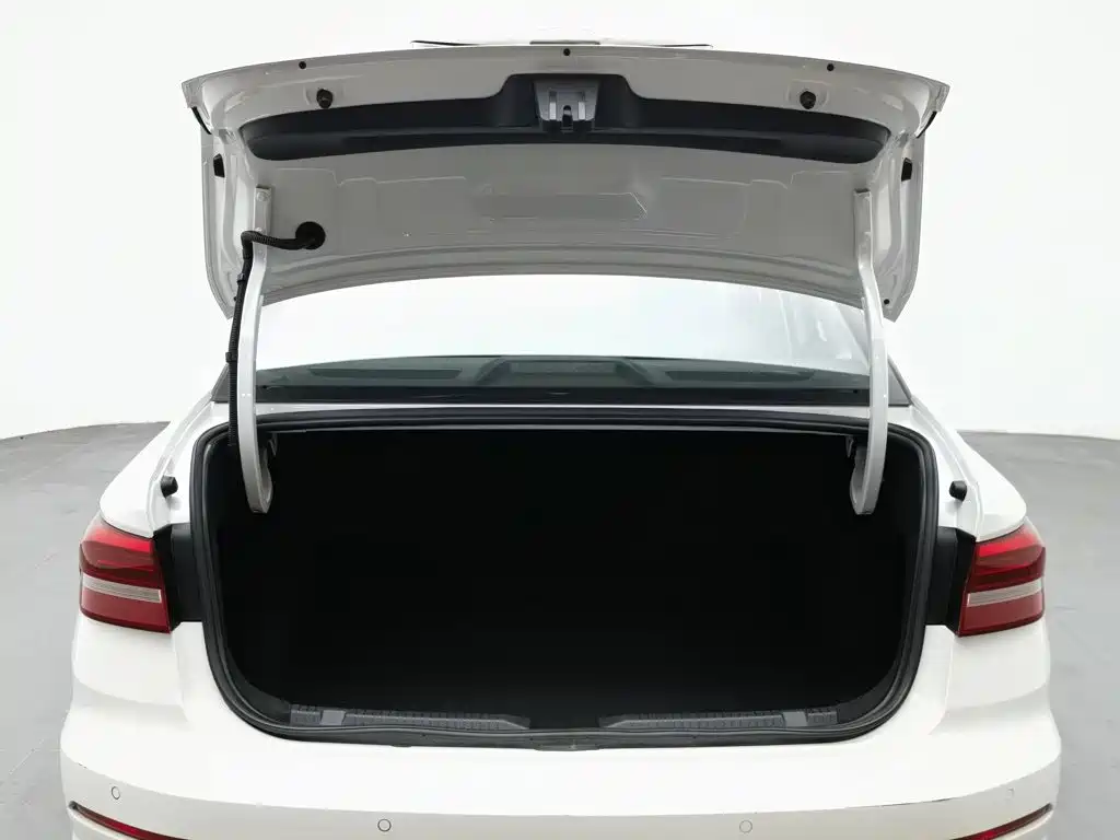 Volkswagen Lavida, миниатюра 16