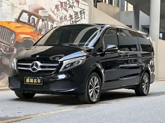 MERCEDES-BENZ V CLASS