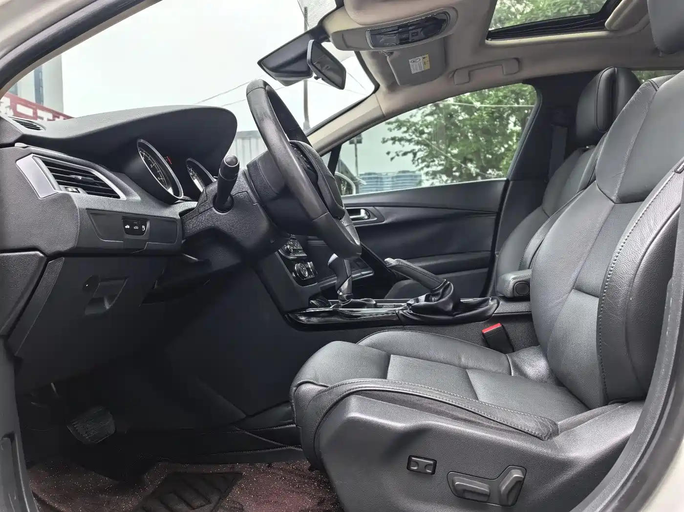 Peugeot 508 2013 2.0L 2nd Anniversary Auto Smart Edition фото 6