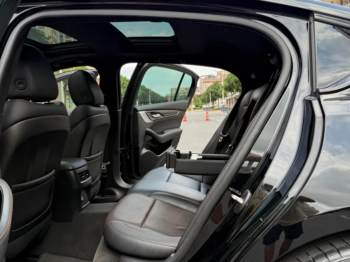 Cadillac CT5 2020 28T Platinum Sport фото 31