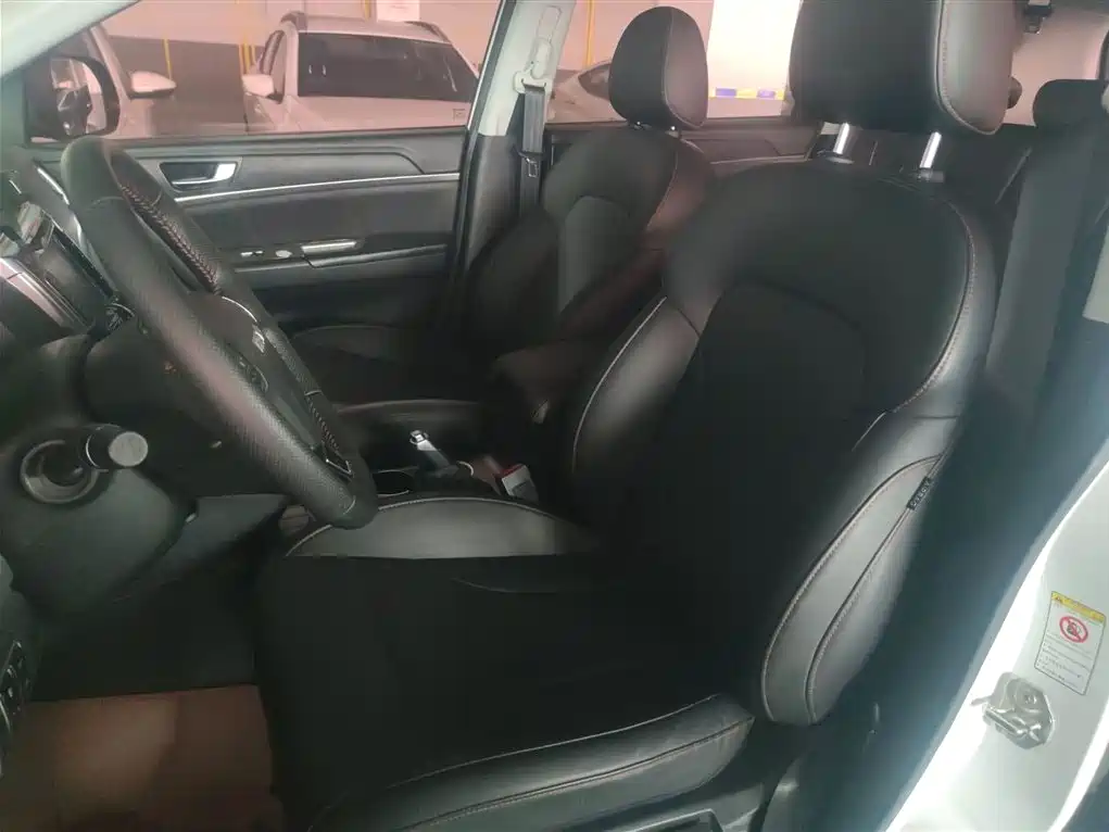 Haval M6 2018 1.5T Manual 2WD Elite фото 8