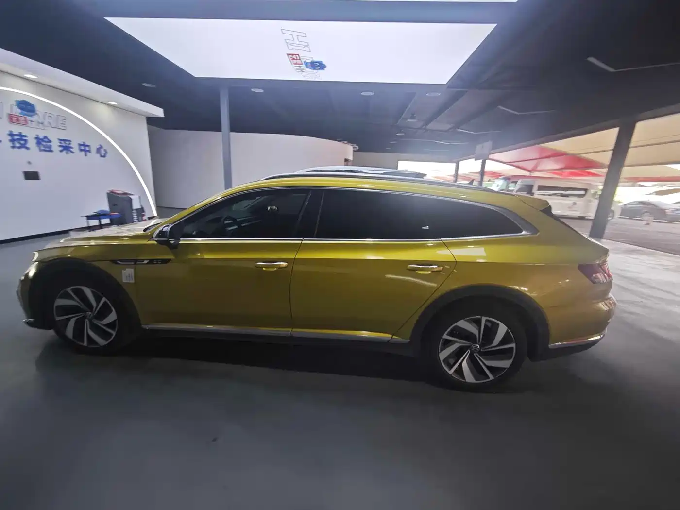 Volkswagen FAW-Volkswagen CC 2021 Shooting Brake 380TSI Hunter Heart Edition фото 9