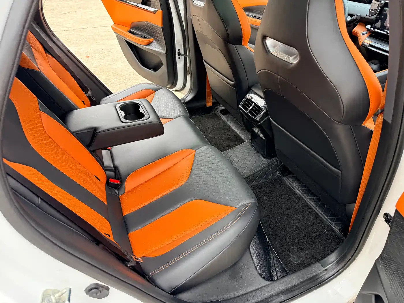 CHANGAN UNI-V