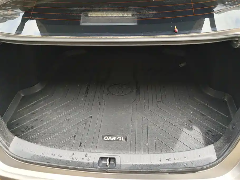 Toyota Corolla 2019 1.2T S-CVT GL Pioneer Edition фото 4