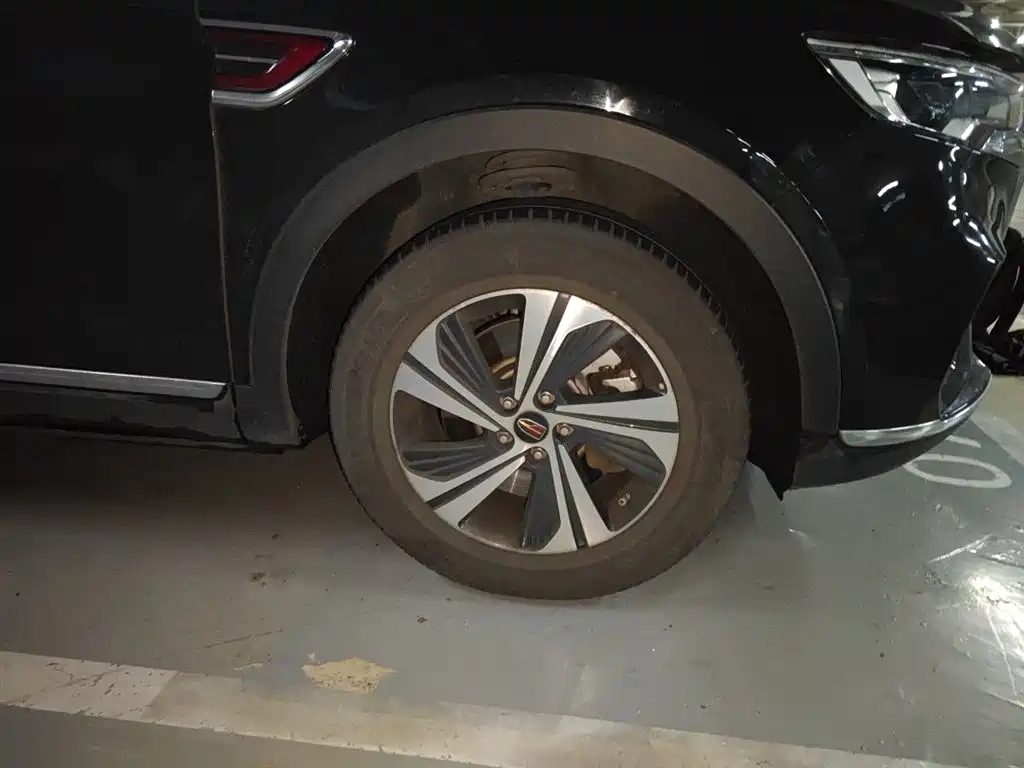 Hongqi HS5 2019 2.0T Smart Connect Enjoy Edition фото 16