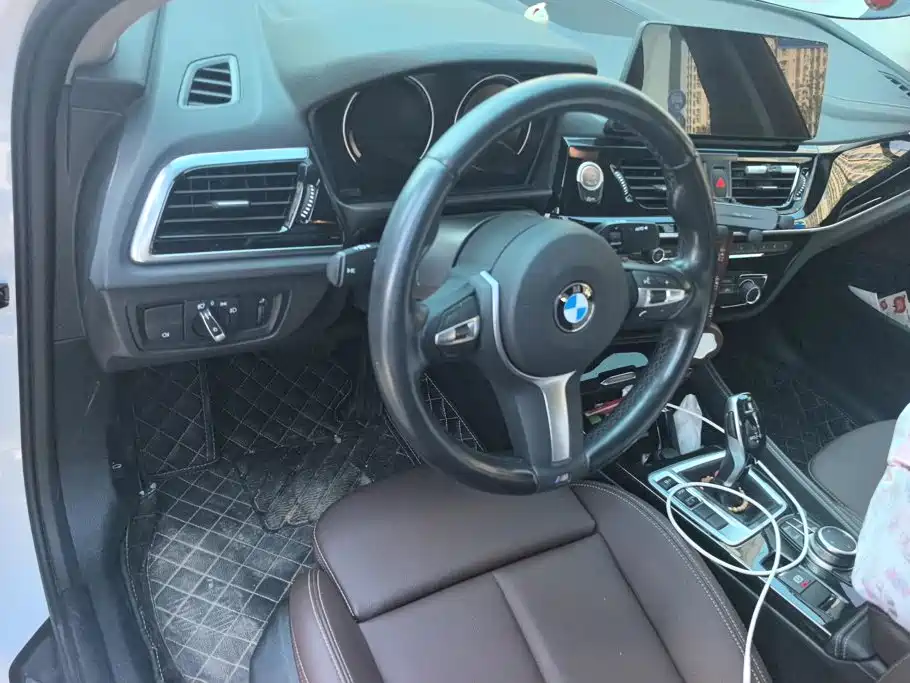 BMW 1 Series 2023 2023 120i M Sport Shadow Edition