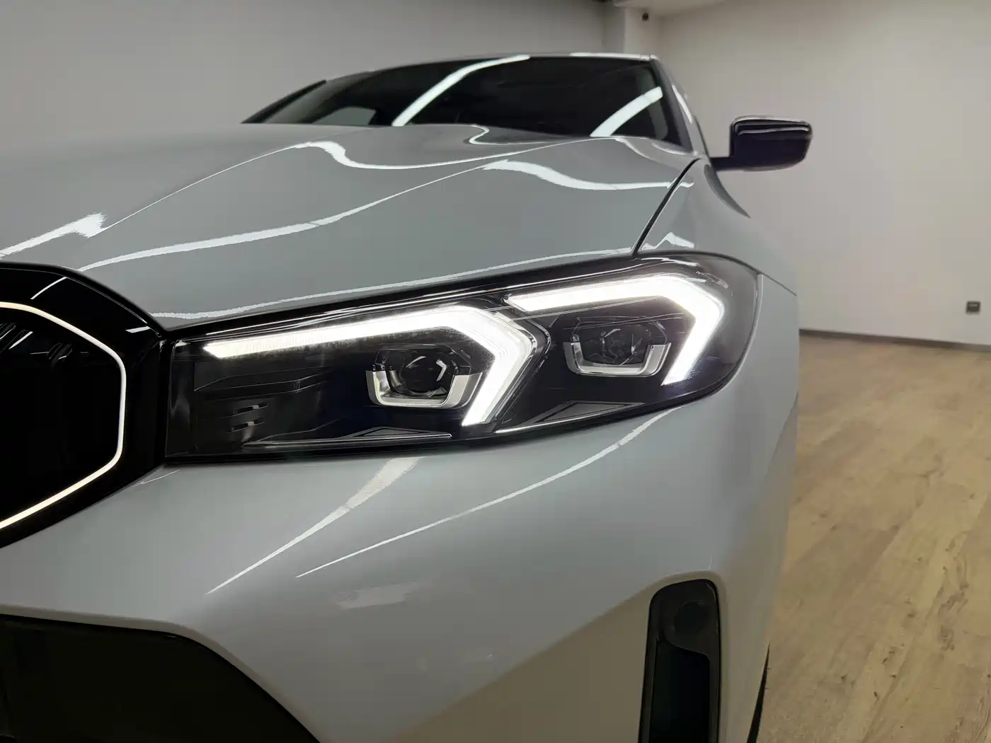 BMW 3 Series 2026 2025 330Li M Sport Night Edition