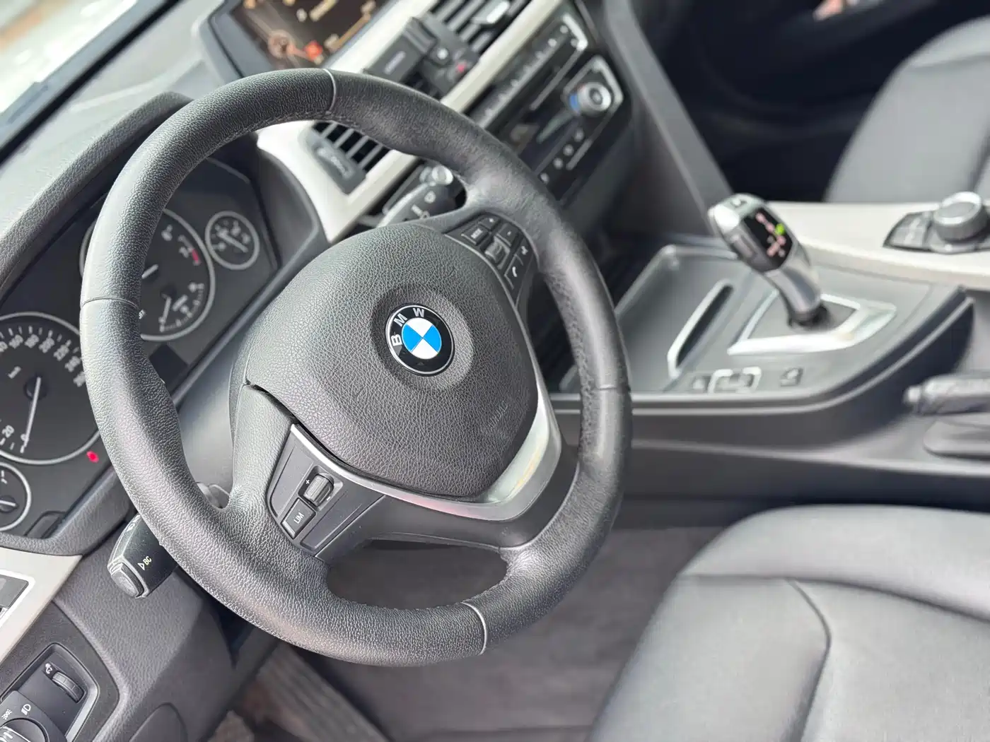 BMW 3 Series (Import) 2016 320i Fashion Wagon фото 10