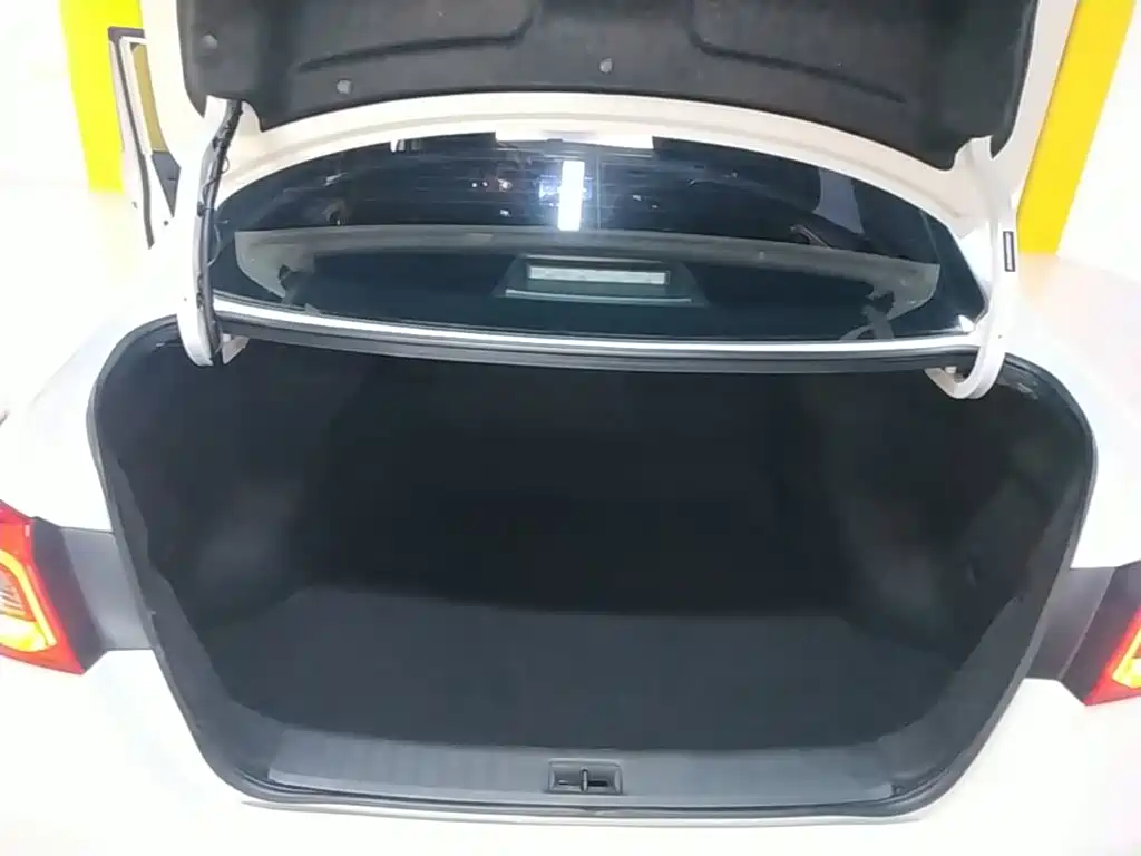 Nissan SYLPHY, миниатюра 19