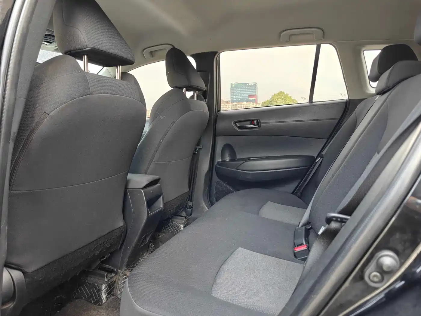 Toyota Frontlander 2022 2.0L CVT Elite фото 14