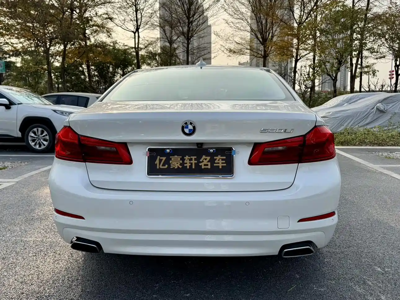 BMW 5 Series 2018 528Li Launch Special Edition фото 5