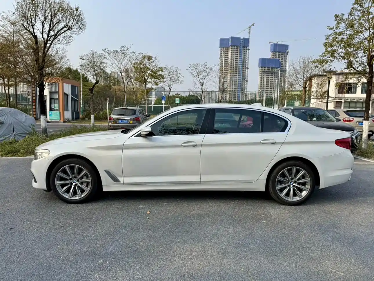 BMW 5 Series 2018 528Li Launch Special Edition фото 8
