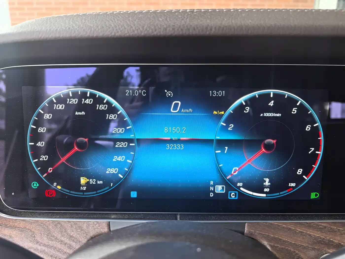 Mercedes-Benz E-Class 2023 E 300 L Fashion фото 9