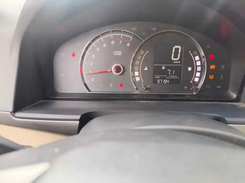 Roewe 350 2016 2015 Model 1.5L Manual Luxury Sunroof Edition