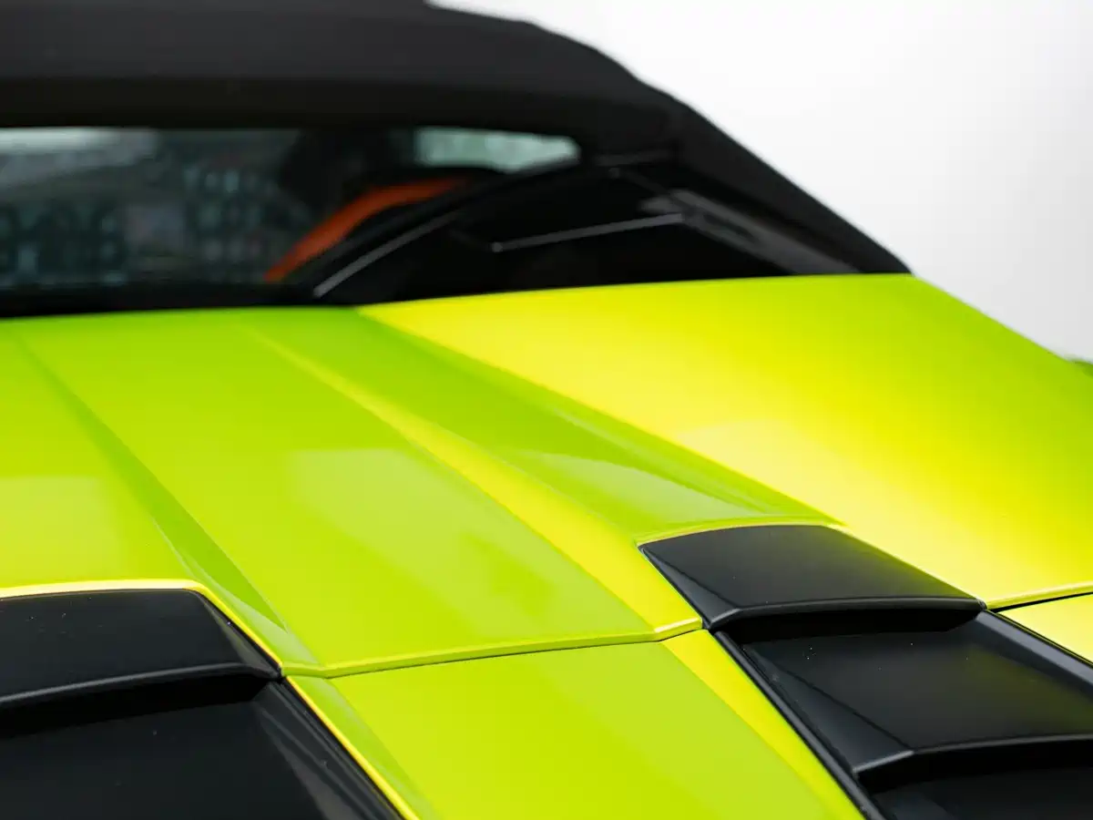 Фото 3 - Lamborghini Huracán