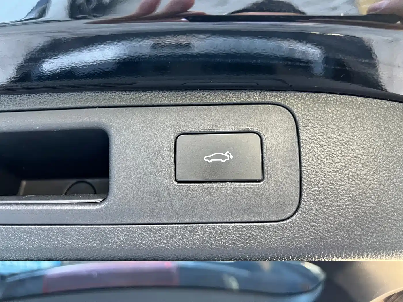 Geely Haoyue L 2024 2023 2.0T DCT Premium Model