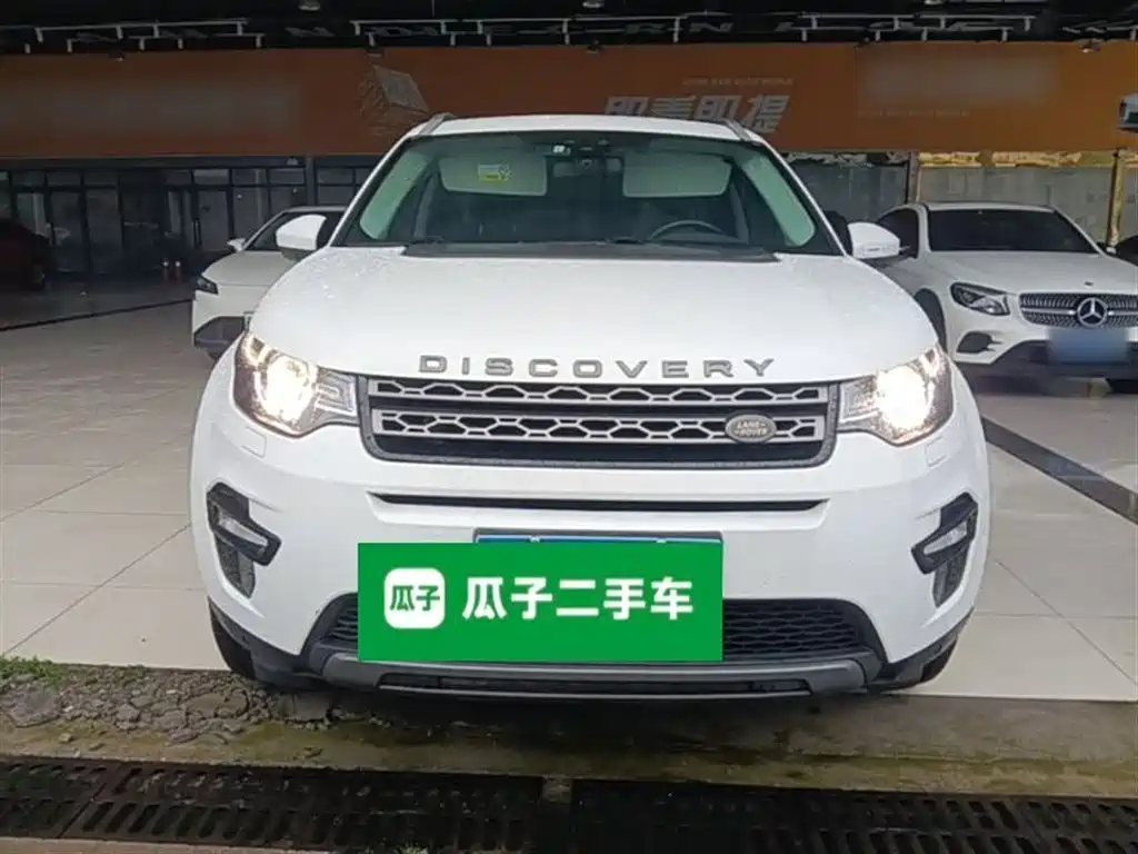 Land Rover Discovery Sport 2018 240PS SE Edition фото 3