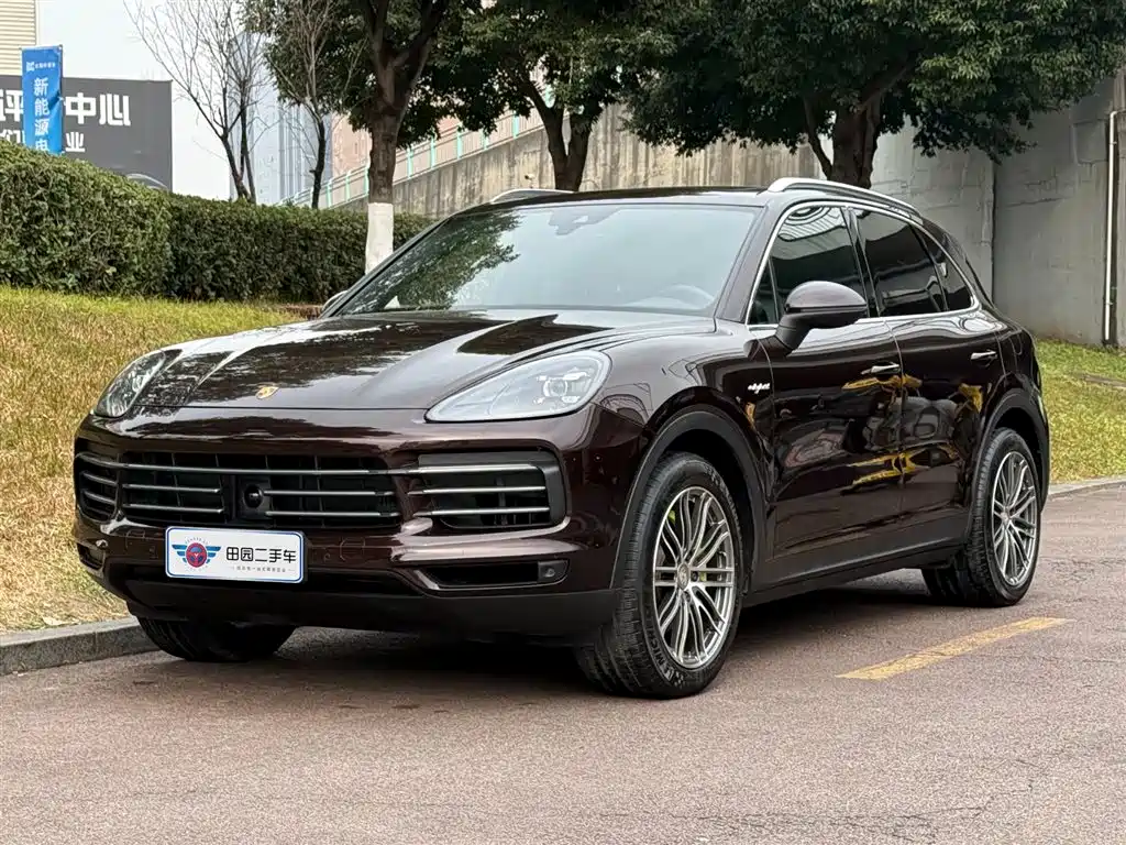 PORSCHE CAYENNE NEW ENERGY