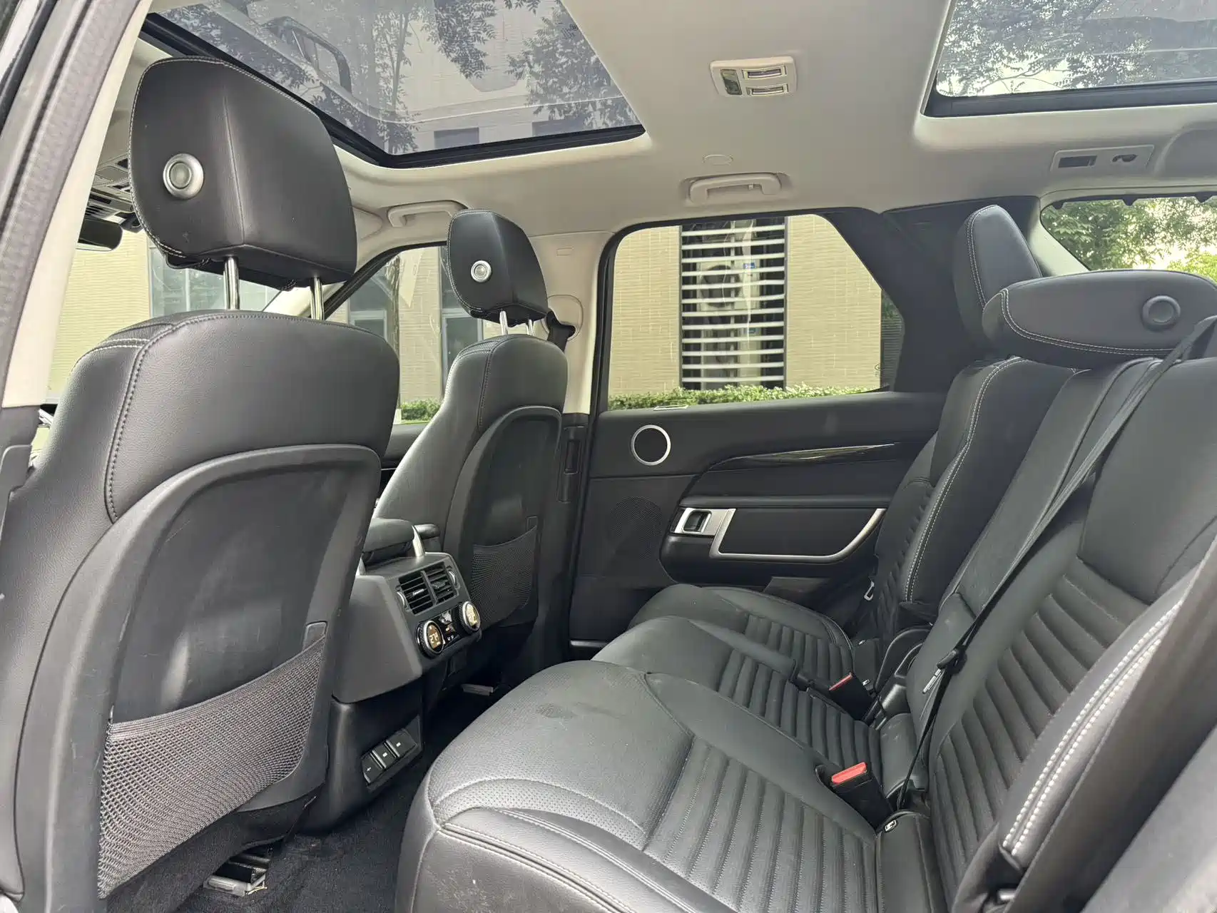 Фото 7 - Land Rover Discovery