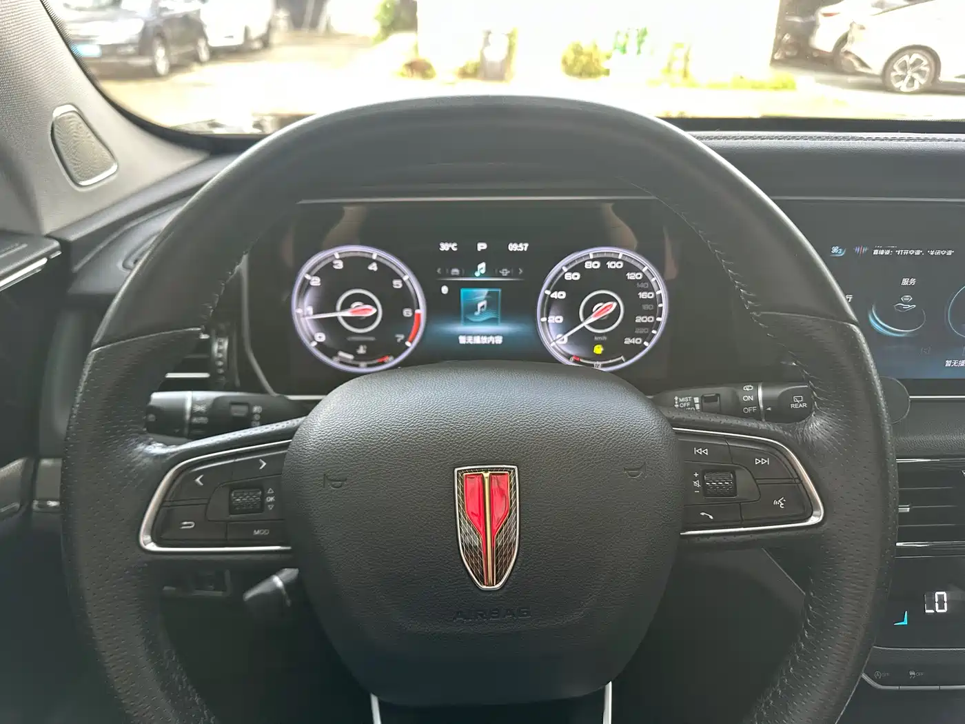 Hongqi HS5 2022 2.0T Smart Connect Premium Edition фото 7