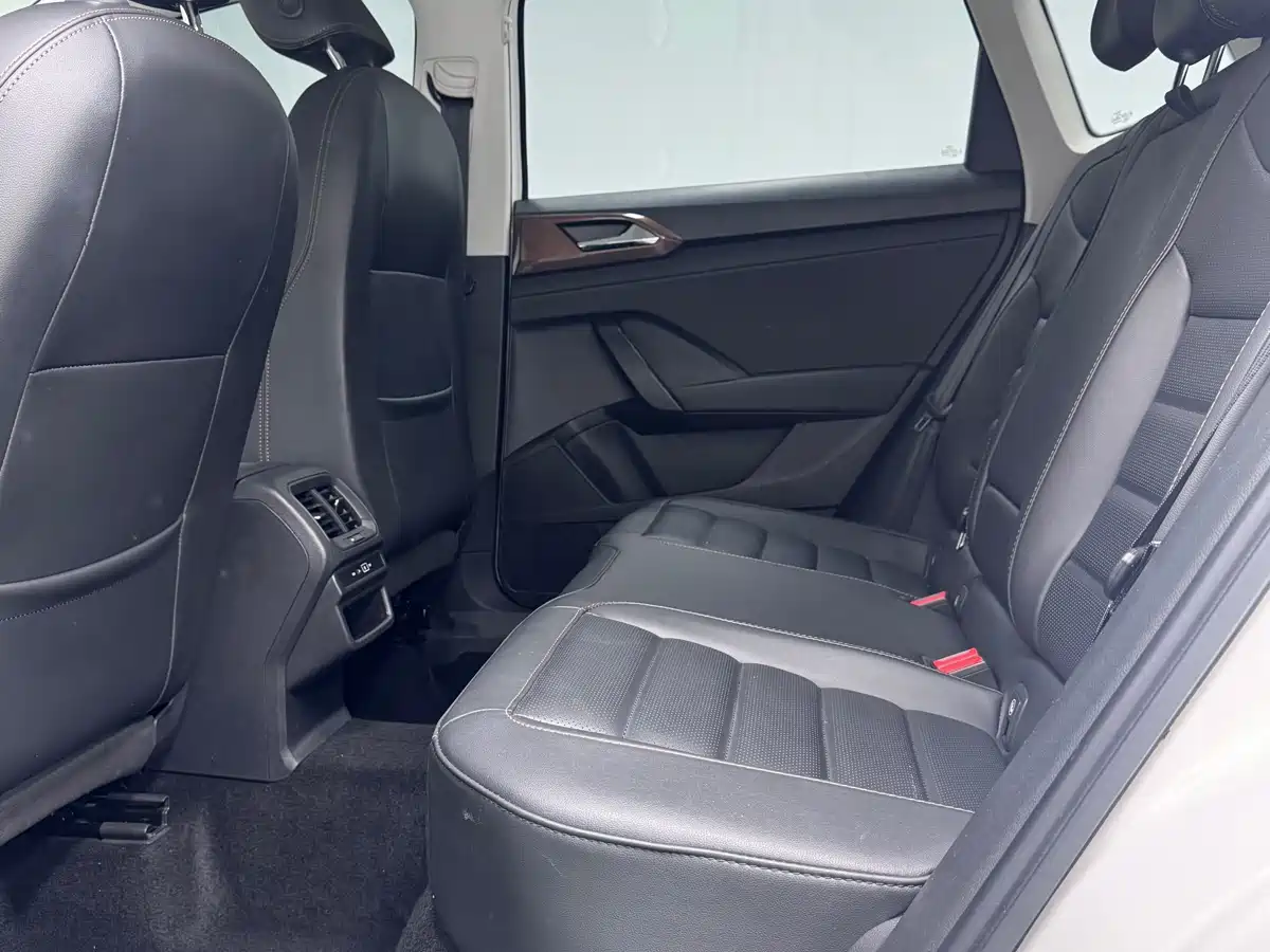 Volkswagen Tharu 2021 Model 280TSI 2WD Luxury Edition фото 22