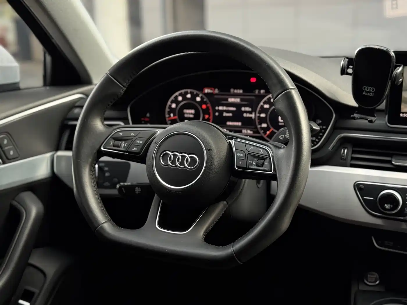 Audi A4L 2018 30th Anniversary 40 TFSI Sport фото 13