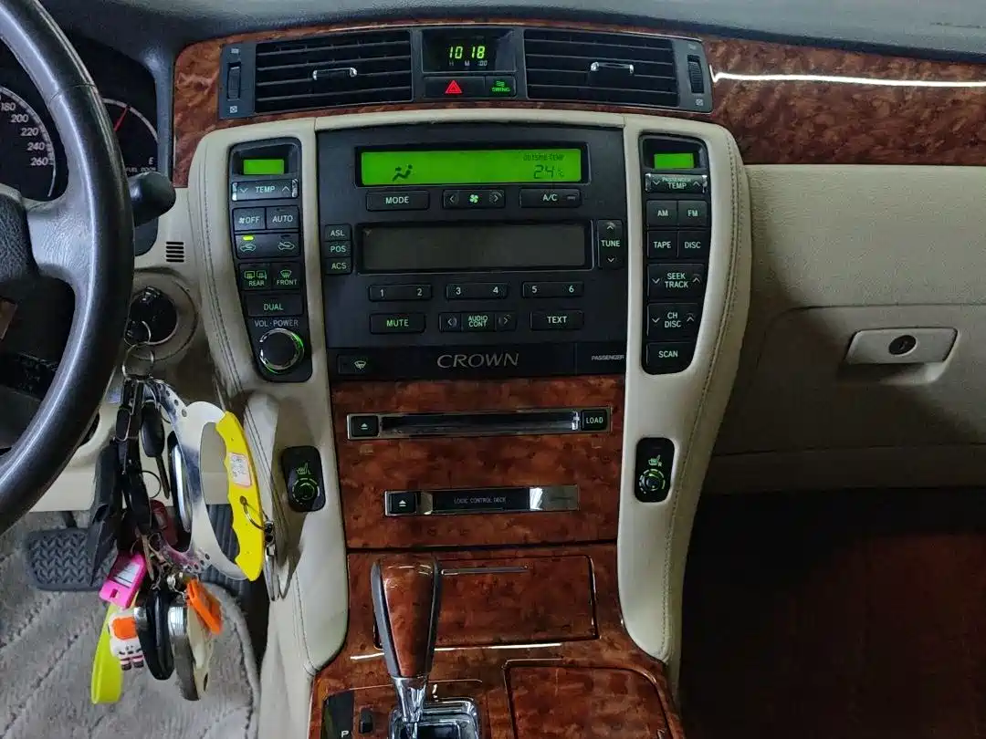 Toyota Crown 2007 2.5L Royal Special Edition фото 14