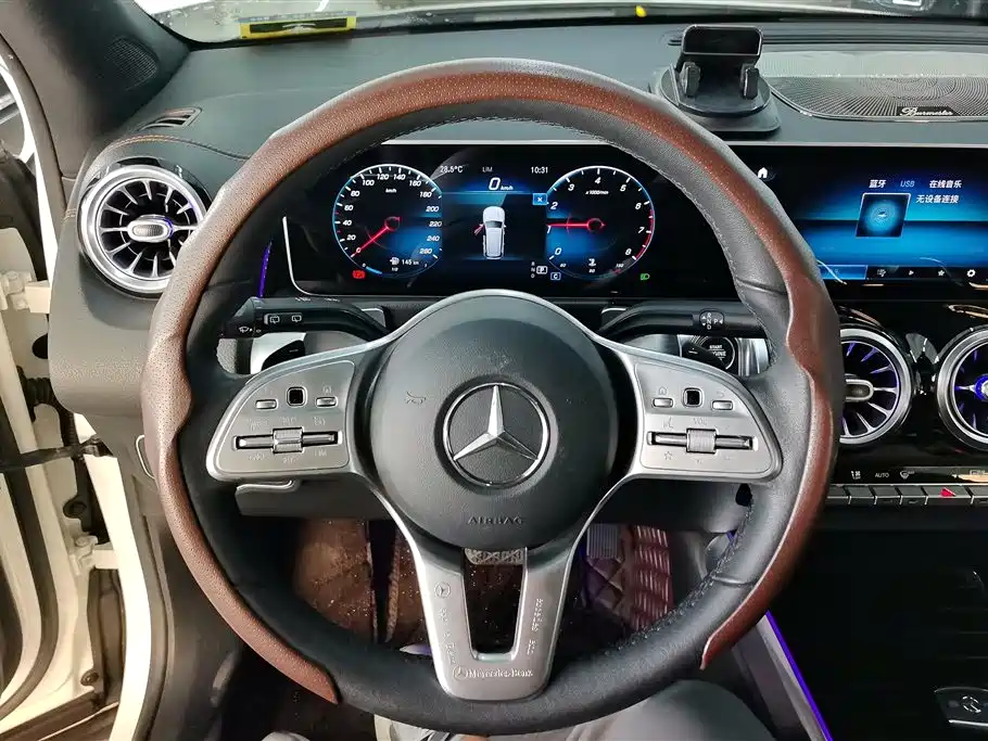 Mercedes-Benz GLB 2020 Facelift GLB 200 Dynamic фото 15