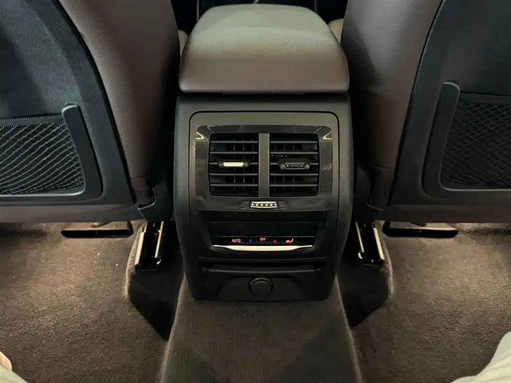 BMW X3 2018 xDrive25i M Sport Package China VI фото 18