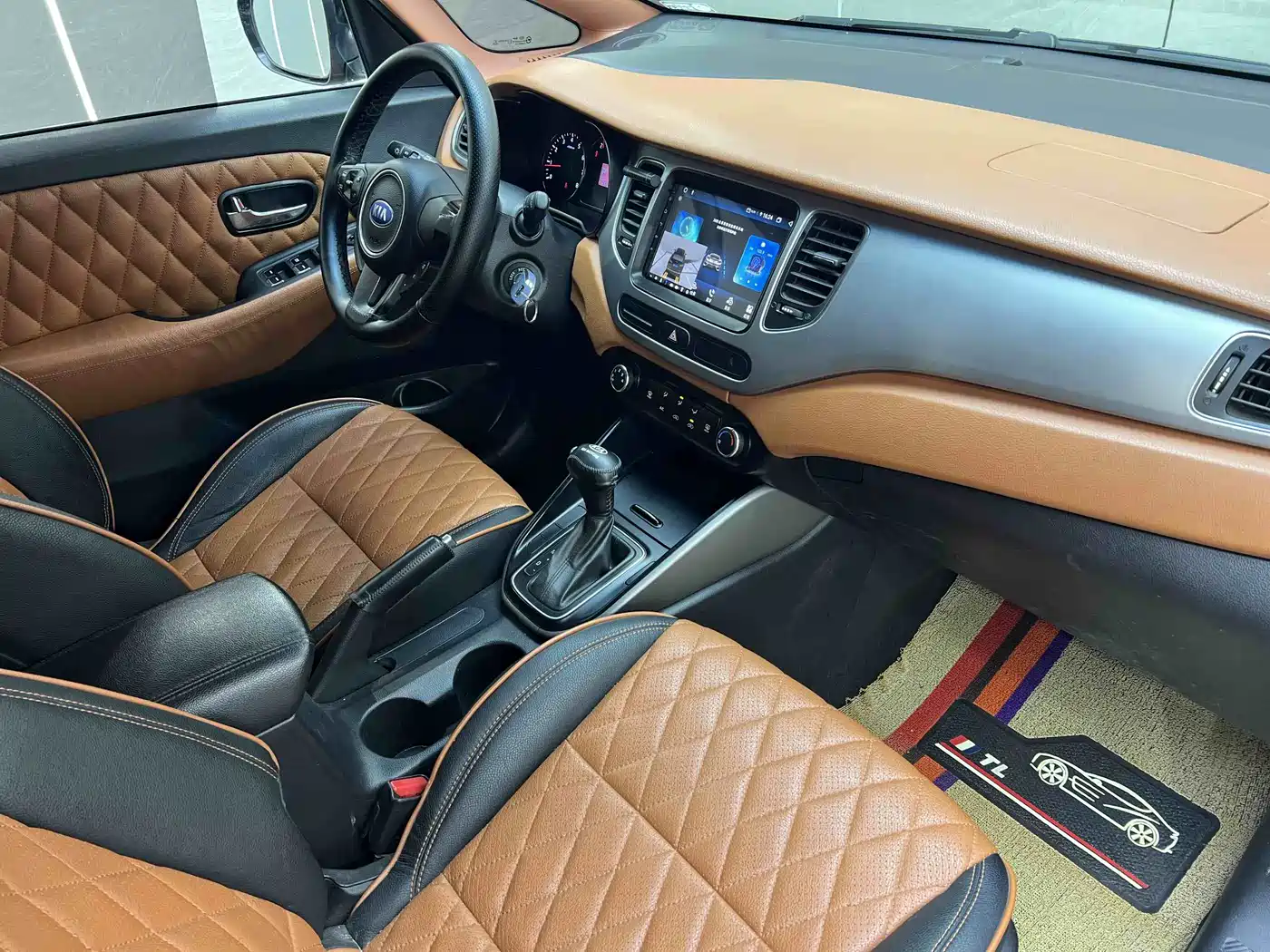 Kia Carens 2013 2.0L 7-seat Auto Standard (China V) фото 20