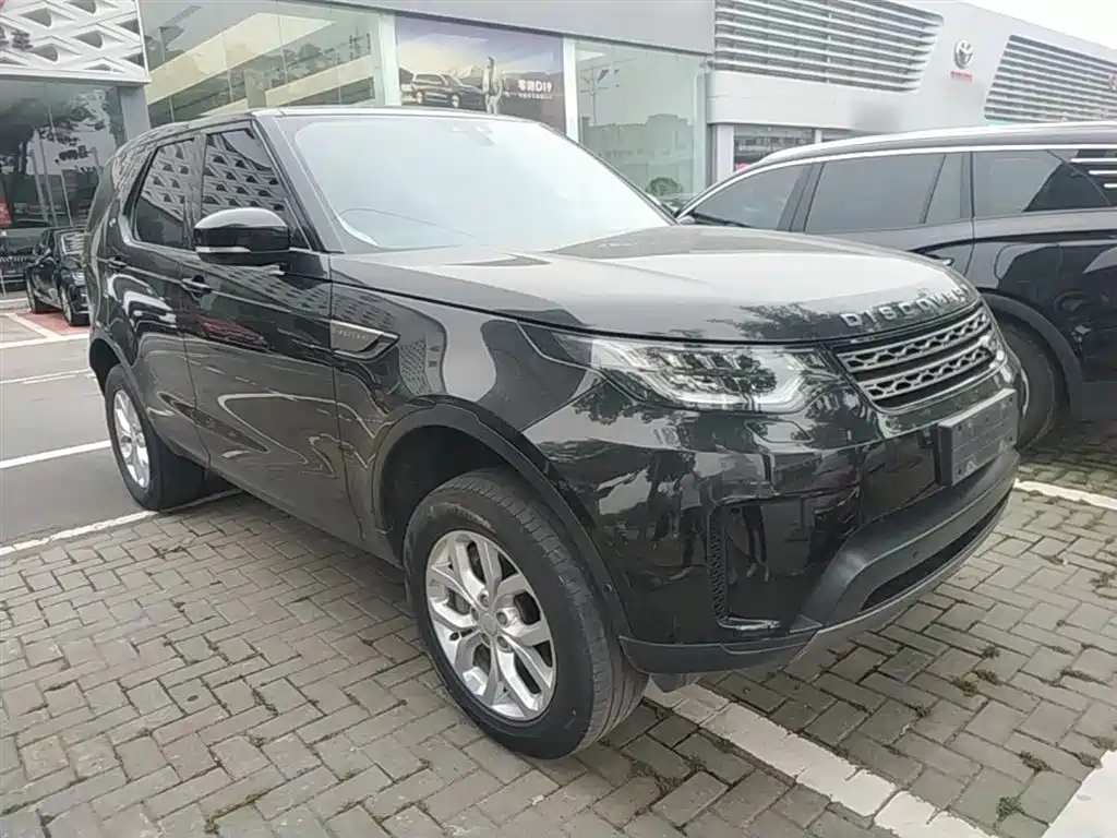 Land Rover Discovery 2020 3.0 SC V6 SE фото 4