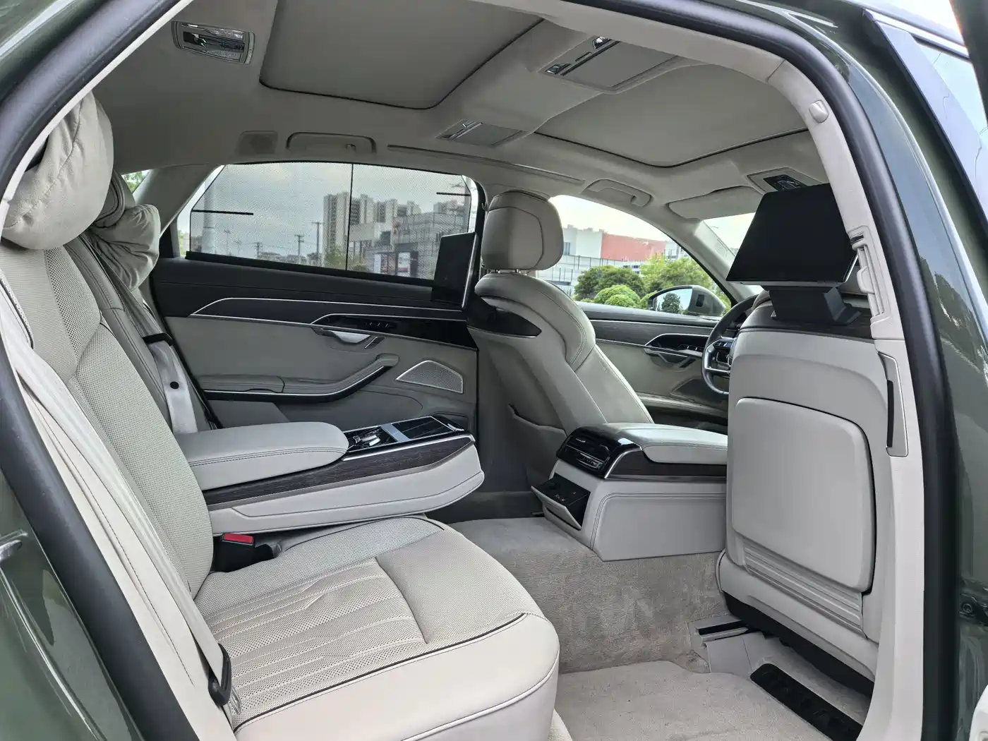 Audi A8 2025 2023 A8L 55 TFSI quattro Flagship