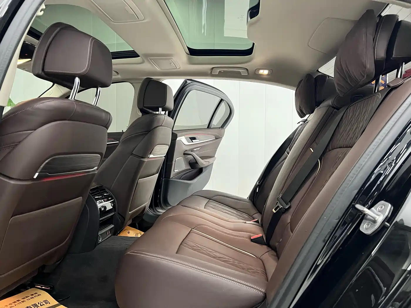 BMW 5 Series New Energy 2020 530Le Range Upgrade Luxury Package фото 15