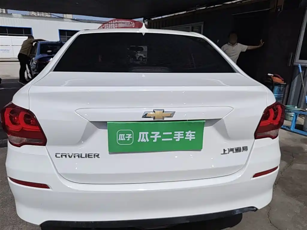 Chevrolet Cavalier 2016 1.5L Manual Enjoyment Edition фото 6