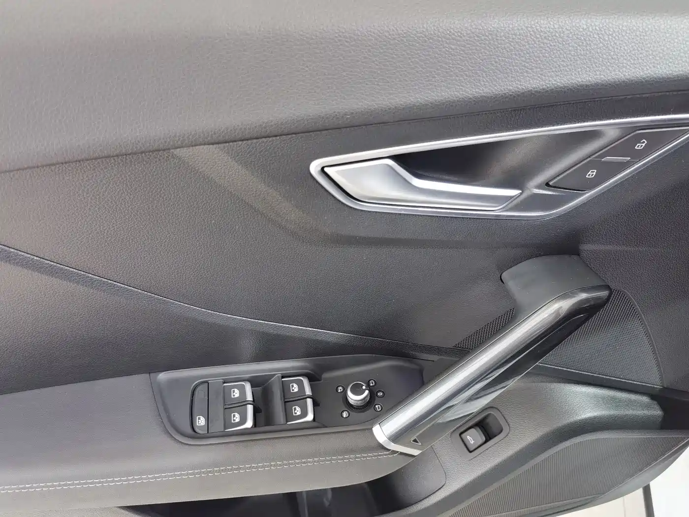 Audi Q2L 2022 35 TFSI Fashion Dynamic фото 5