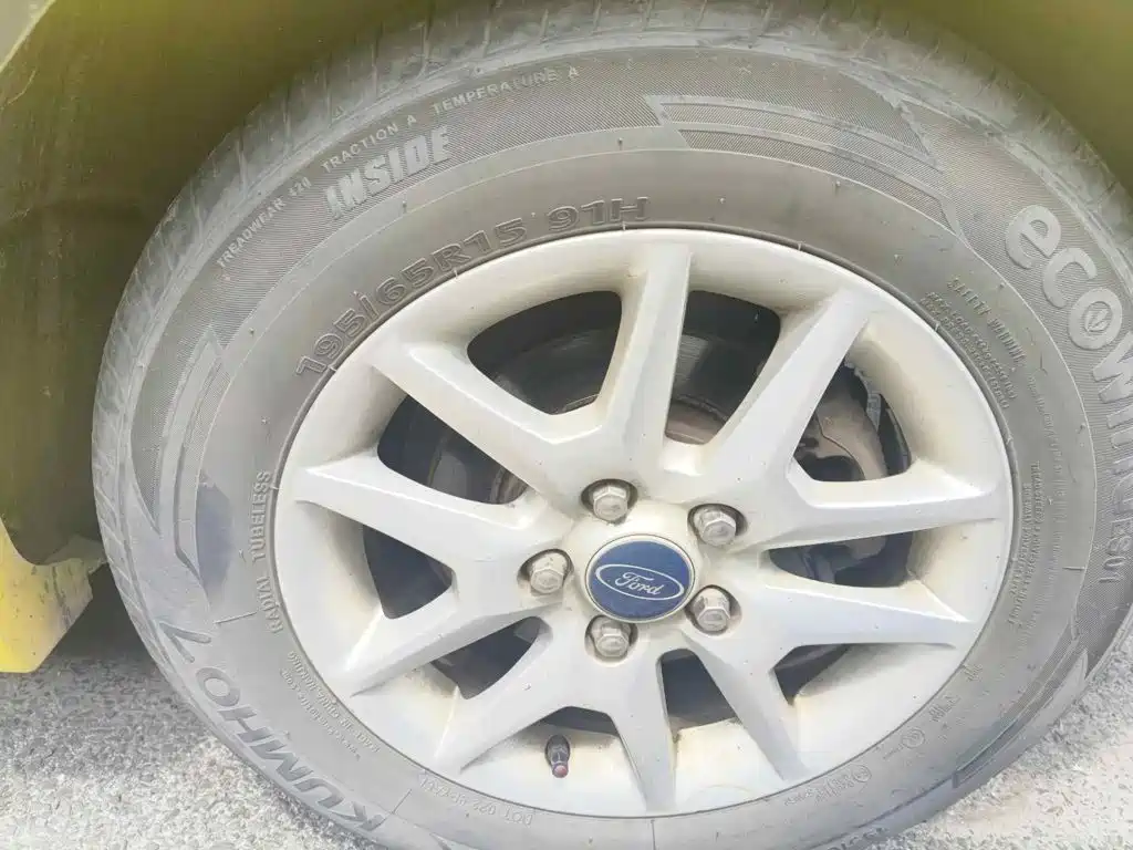 Photo 7 - Ford Focus