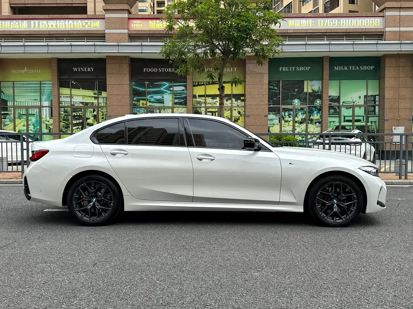 BMW 3 Series 2026 2025 330Li M Sport Night Edition