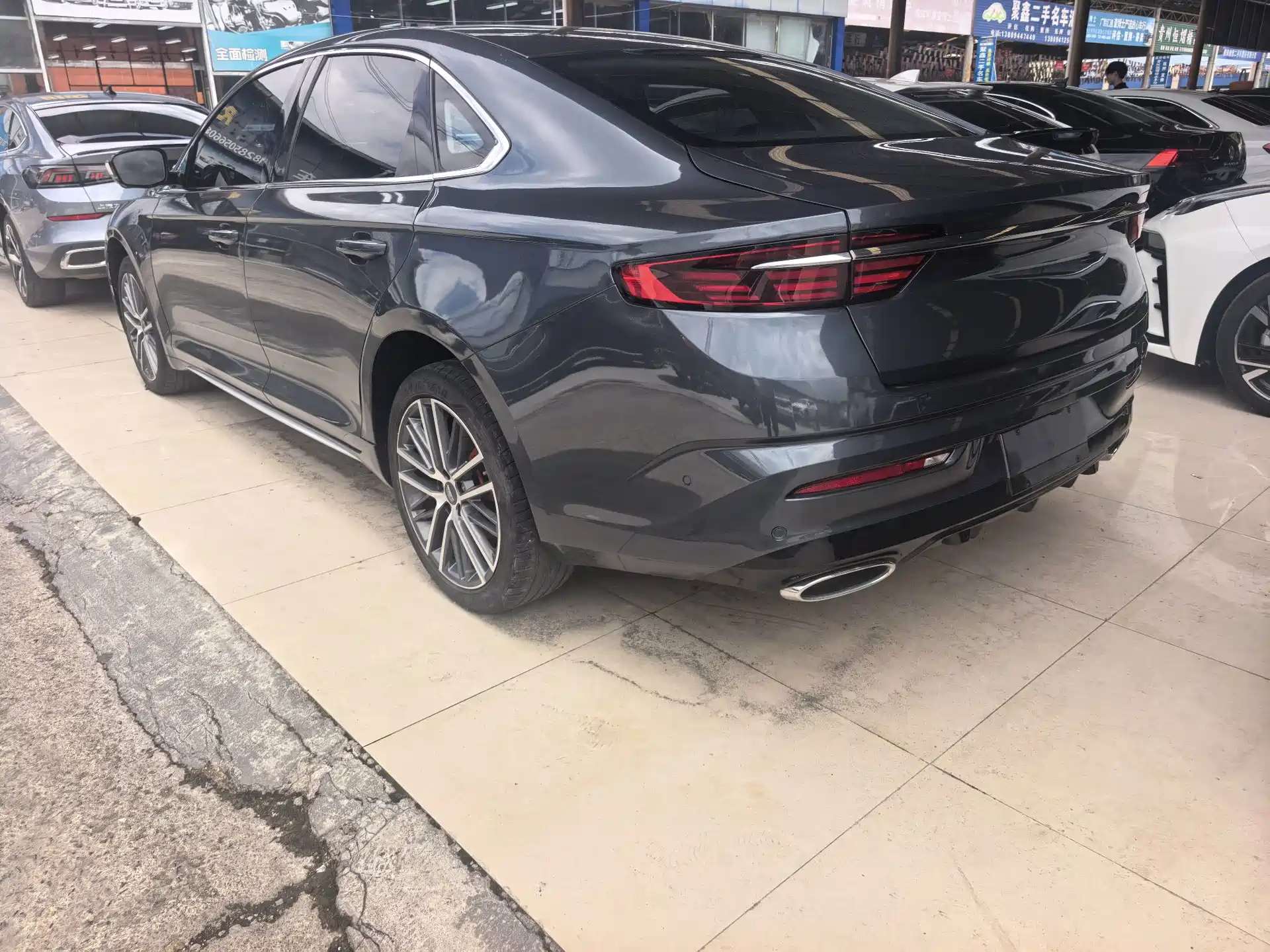 Фото 7 - Geely Preface