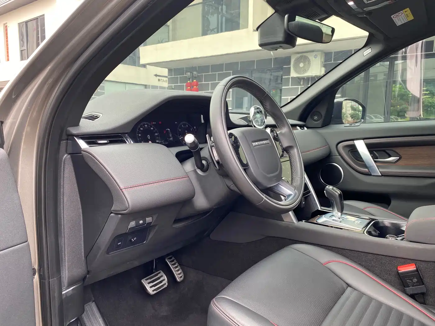 Land Rover Discovery Sport 2021 249PS R-Dynamic SE Performance Technology Edition 5-seater фото 15