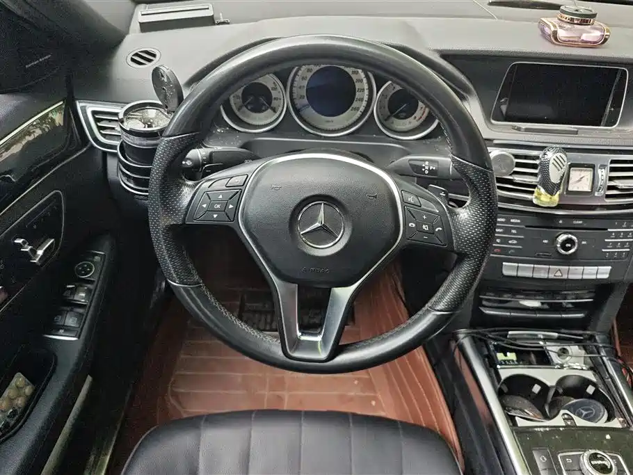 Mercedes-Benz E-Class 2015 Facelift E 200 L Sport фото 15