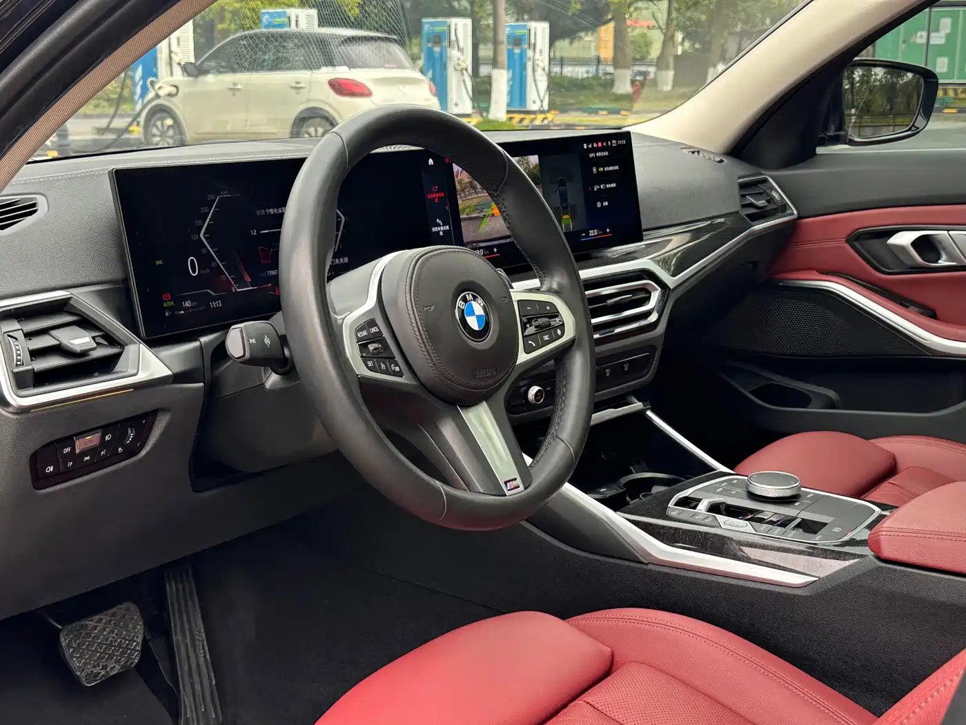 BMW 3 Series 2023 325Li M Sport Package фото 16