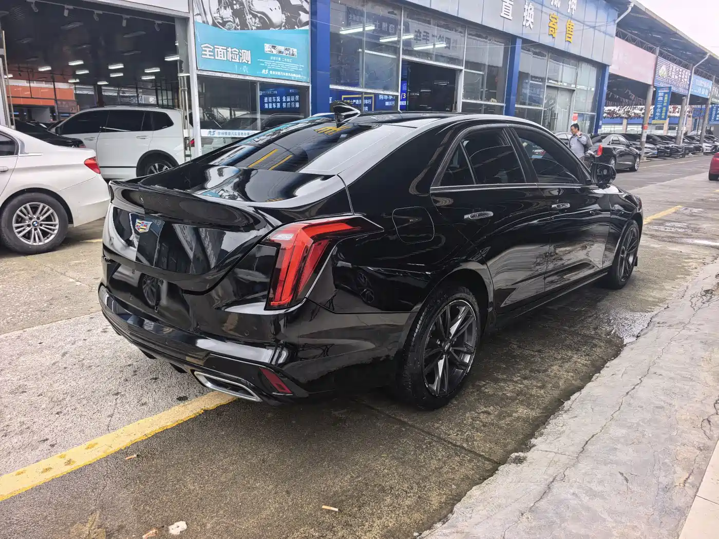 Photo 7 - Cadillac CT4