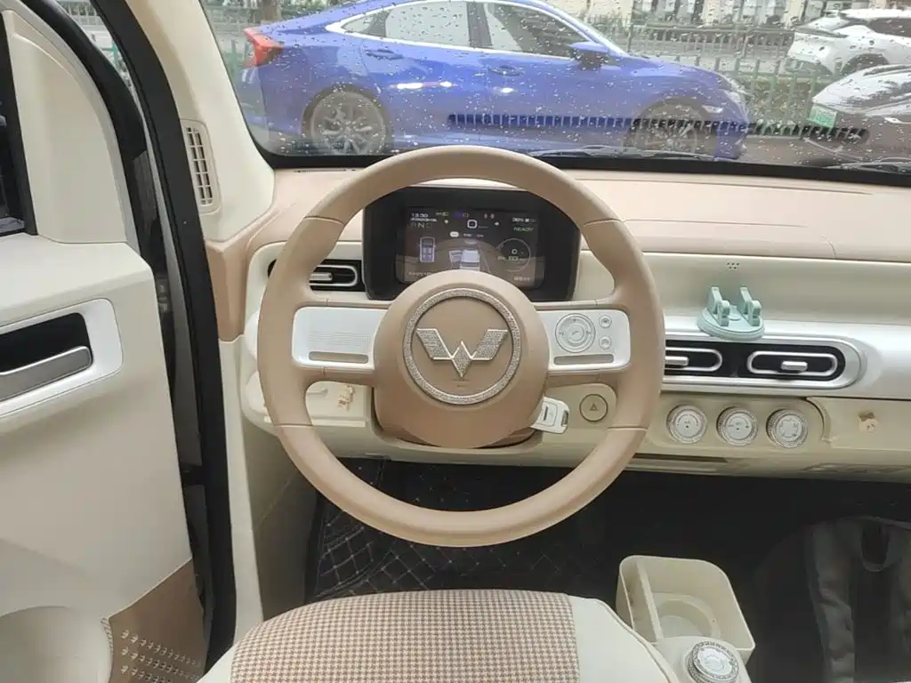 Wuling Motors Hongguang MINIEV 2026 2024 3rd Generation 215km Youth Edition