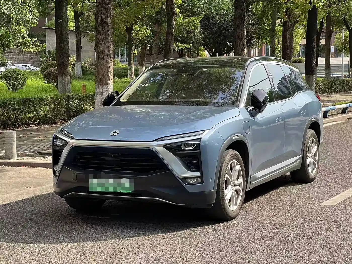 NIO ES8 2018 355KM Base Model 7-Seater Version