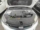 Фото 20 - Geely Vision