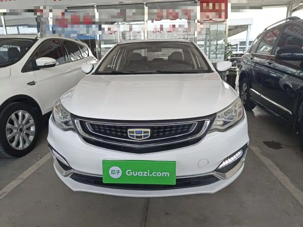 Фото 3 - Geely Vision