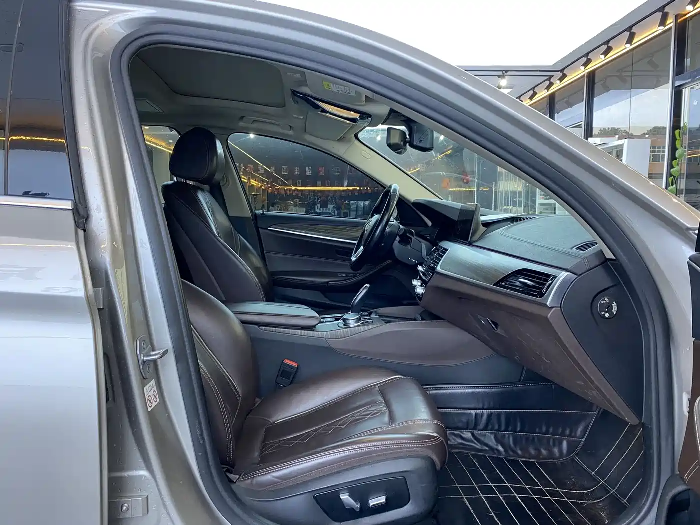 BMW 5 SERIES NEW ENERGY